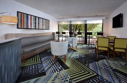 Lynchburg Hotel | Holiday Inn Express Lynchburg by IHG