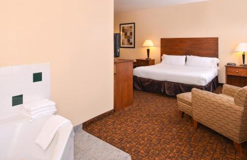 Dellslow Hotel | Holiday Inn Express Morgantown by IHG