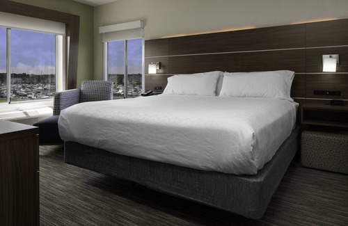 Little River Hotel | Holiday Inn Express N.Myrtle Beach- Little River by IHG