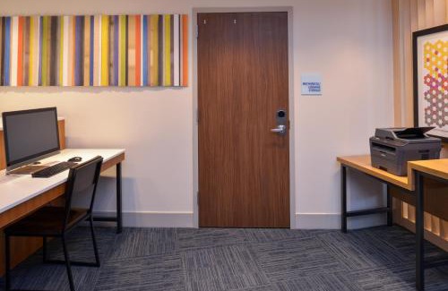 Spring Hill Hotel | Holiday Inn Express - Nashville South - Spring Hill by IHG
