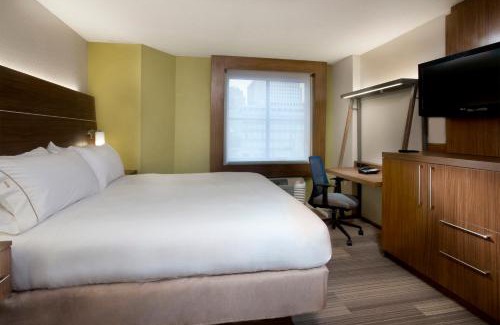 Central Business District Hotel | Holiday Inn Express New Orleans Downtown by IHG