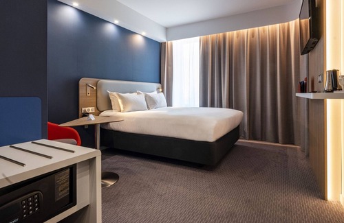L'Arenas Hotel | Holiday Inn Express Nice Grand Arenas by IHG