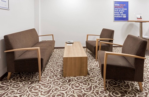 Sudstadt Hotel | Holiday Inn Express Nuernberg-Schwabach by IHG