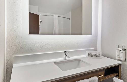 Princeton Hotel | Holiday Inn Express Princeton by IHG