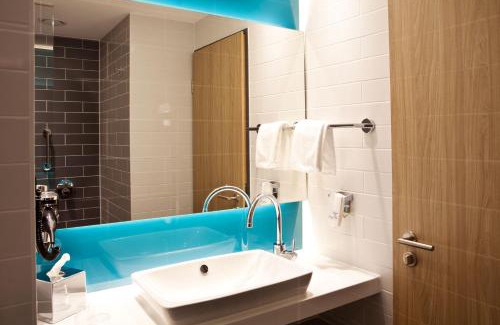 Ringsheim Hotel | Holiday Inn Express - Ringsheim by IHG