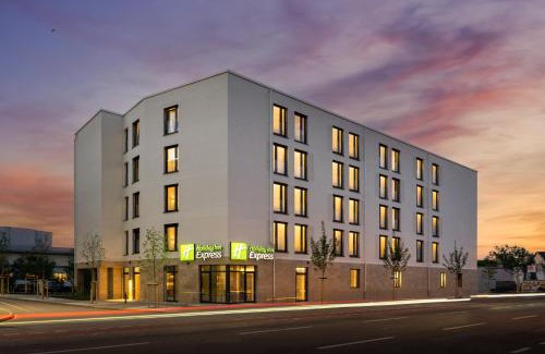 Rosenheim Hotel | Holiday Inn Express - Rosenheim by IHG