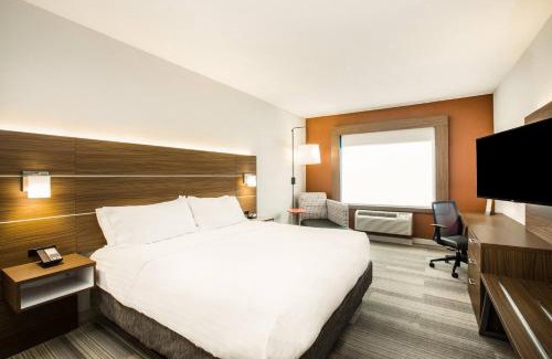 Dakota Dunes Hotel | Holiday Inn Express & Suites Sioux City North - Event Center by IHG
