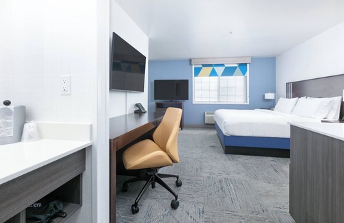 Spokane Valley Hotel | Holiday Inn Express Spokane-Valley by IHG