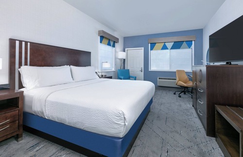 Spokane Valley Hotel | Holiday Inn Express Spokane-Valley by IHG