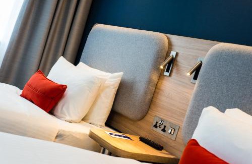 Bothwell Hotel | Holiday Inn Express Strathclyde Park M74, Jct 5 by IHG