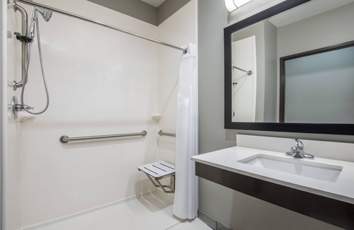 Stillwater Hotel | Holiday Inn Express & Suites Stillwater - University Area by IHG