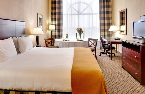 Millington Hotel | Holiday Inn Express & Suites Millington by IHG