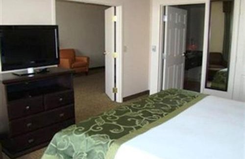 Oro Valley Hotel | Holiday Inn Express & Suites Oro Valley-Tucson North by IHG