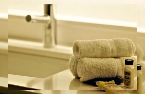 Southwest Edmonton Hotel | Holiday Inn Express & Suites - Edmonton SW – Windermere by IHG