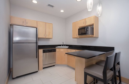 Amarillo Hotel | Holiday Inn Express & Suites Amarillo by IHG