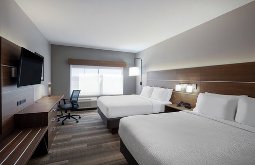Gilbert Hotel | Holiday Inn Express & Suites Gilbert Mesa Gateway Airport by IHG