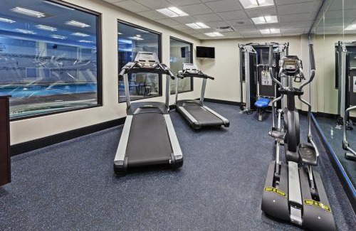 Tulsa County Hotel | Holiday Inn Express & Suites Glenpool by IHG