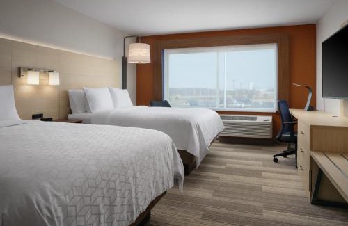 Fox Valley Hotel | Holiday Inn Express & Suites - Lockport by IHG