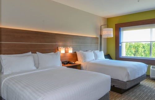 Umstead Hotel | Holiday Inn Express & Suites Raleigh Airport - Brier Creek by IHG