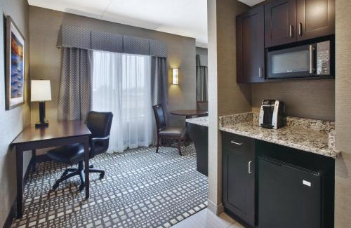Geneva Hotel | Holiday Inn Express & Suites Geneva Finger Lakes by IHG