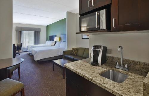 Geneva Hotel | Holiday Inn Express & Suites Geneva Finger Lakes by IHG