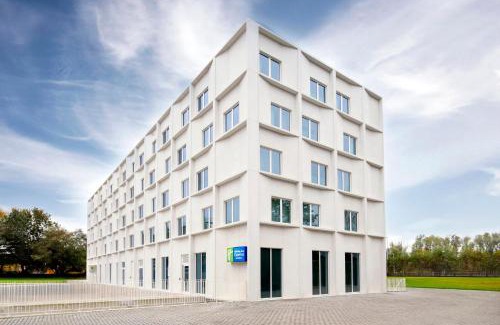 East Flanders Hotel | Holiday Inn Express & Suites Ghent by IHG