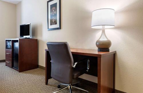 Mount Saint Joseph Hotel | Holiday Inn Express & Suites Hebron - Cincinnati Airport by IHG
