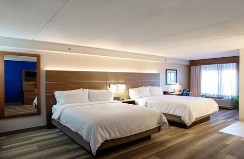 Tempe Hotel | Holiday Inn Express & Suites Tempe by IHG