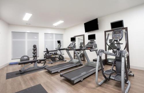 Amarillo Hotel | Holiday Inn Express & Suites Amarillo by IHG