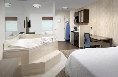Parole Hotel | Holiday Inn Express & Suites Annapolis by IHG