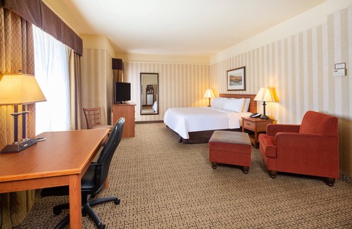 Astoria Hotel | Holiday Inn Express & Suites Astoria by IHG