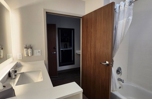 Camas Hotel | Holiday Inn Express & Suites Camas - Vancouver by IHG