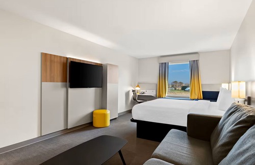 George Hotel | Holiday Inn Express & Suites George Quincy South by IHG