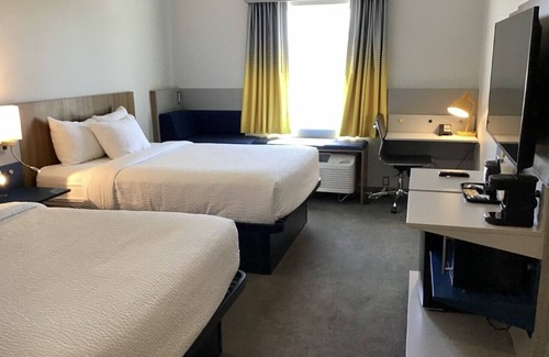 George Hotel | Holiday Inn Express & Suites George Quincy South by IHG