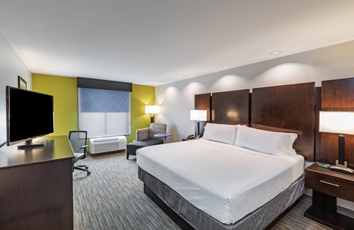 Vineyard Bay Hotel | Holiday Inn Express & Suites Austin NW - Lakeway by IHG