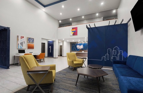 Sebring Hotel | Holiday Inn Express & Suites Sebring by IHG