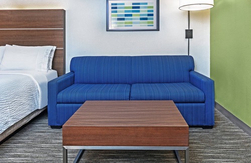 Sulphur Hotel | Holiday Inn Express & Suites Sulphur (Lake Charles) by IHG