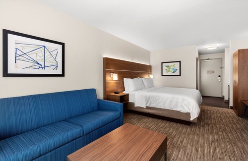Sumner Hotel | Holiday Inn Express Suites Sumner by IHG