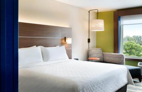 Grandville Hotel | Holiday Inn Express & Suites - Grand Rapids South - Wyoming by IHG
