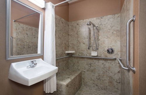 Yankton Hotel | Holiday Inn Express & Suites Yankton by IHG