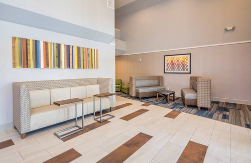 Sunnyvale West Hotel | Holiday Inn Express Sunnyvale - Silicon Valley by IHG