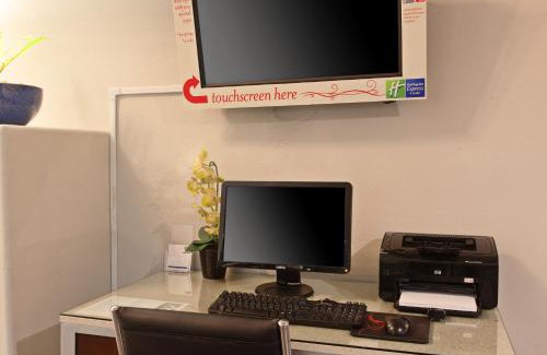 Temecula Hotel | Holiday Inn Express Temecula by IHG
