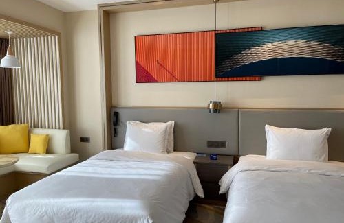 Ulanqab Hotel | Holiday Inn Express Ulanqab Jining by IHG