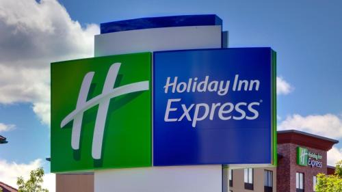 Milledgeville Hotel | Holiday Inn Express & Suites - Milledgeville by IHG