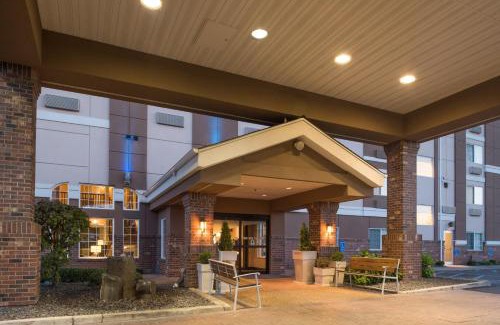 Spokane Valley Hotel | Holiday Inn Express Spokane-Valley by IHG