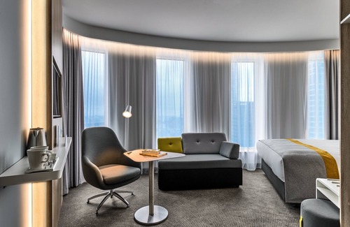Centrum Hotel | Holiday Inn Express Warsaw - The HUB by IHG