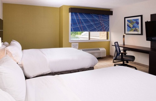 Dent Hotel | Holiday Inn Express West Cincinnati by IHG