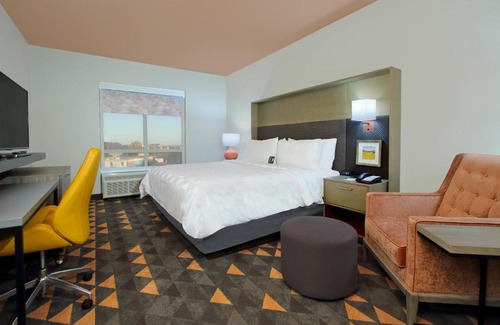 Hattiesburg Hotel | Holiday Inn Hattiesburg - North by IHG