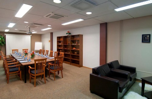 Aviapolis Hotel | Holiday Inn Helsinki-Vantaa Airport by IHG