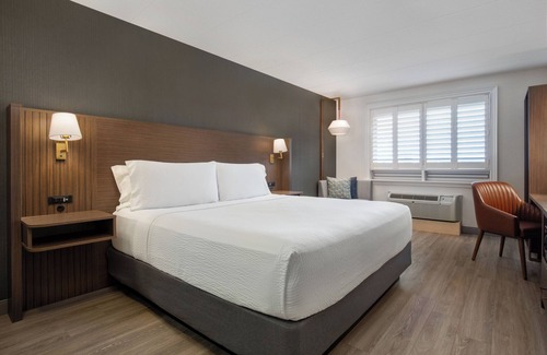 York - Haig Hotel | Holiday Inn Hotel & Suites St. Catharines Conference Center by IHG